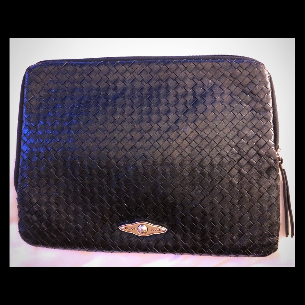 Elliott Luca Leather Pouch